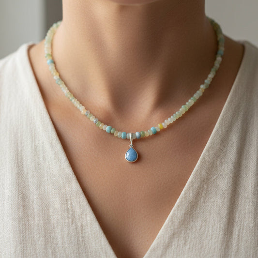 Choker Prehnita y Ópalo Azul