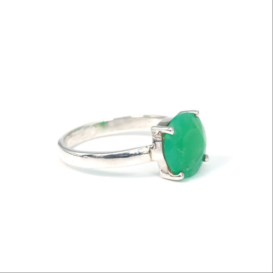 Anillo de Crisoprasa Facetada Redonda