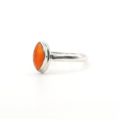 Anillo Cornalina Facetada