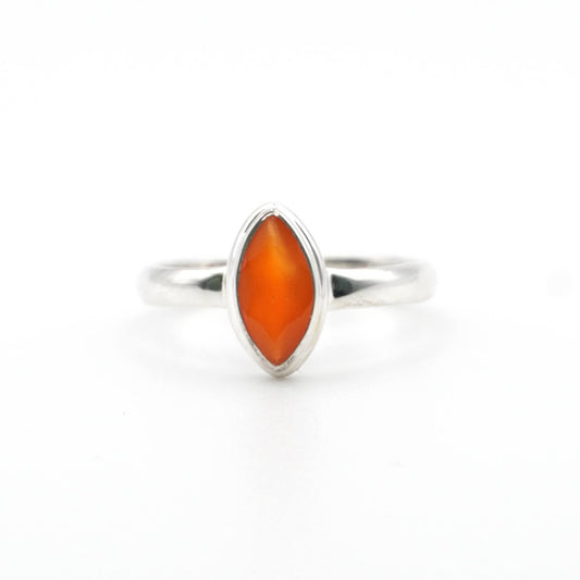 Anillo Cornalina Facetada