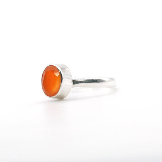 Anillo Cornalina Facetada