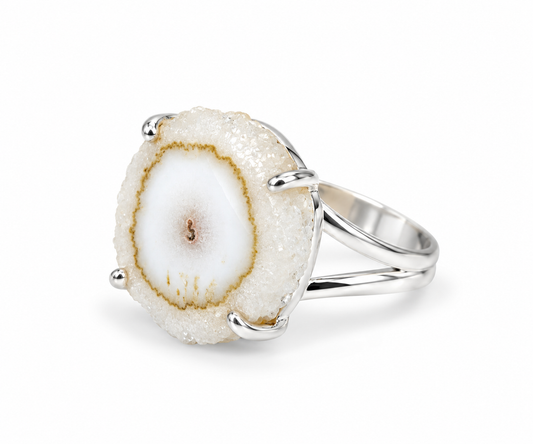 Anillo Estalactita de Cuarzo Blanco