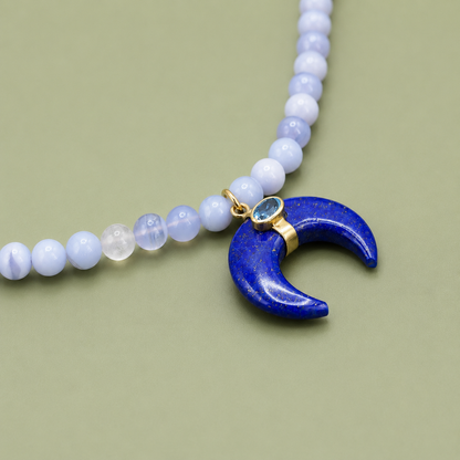 Choker Agata Blue Lace con Luna de Lapislazuli