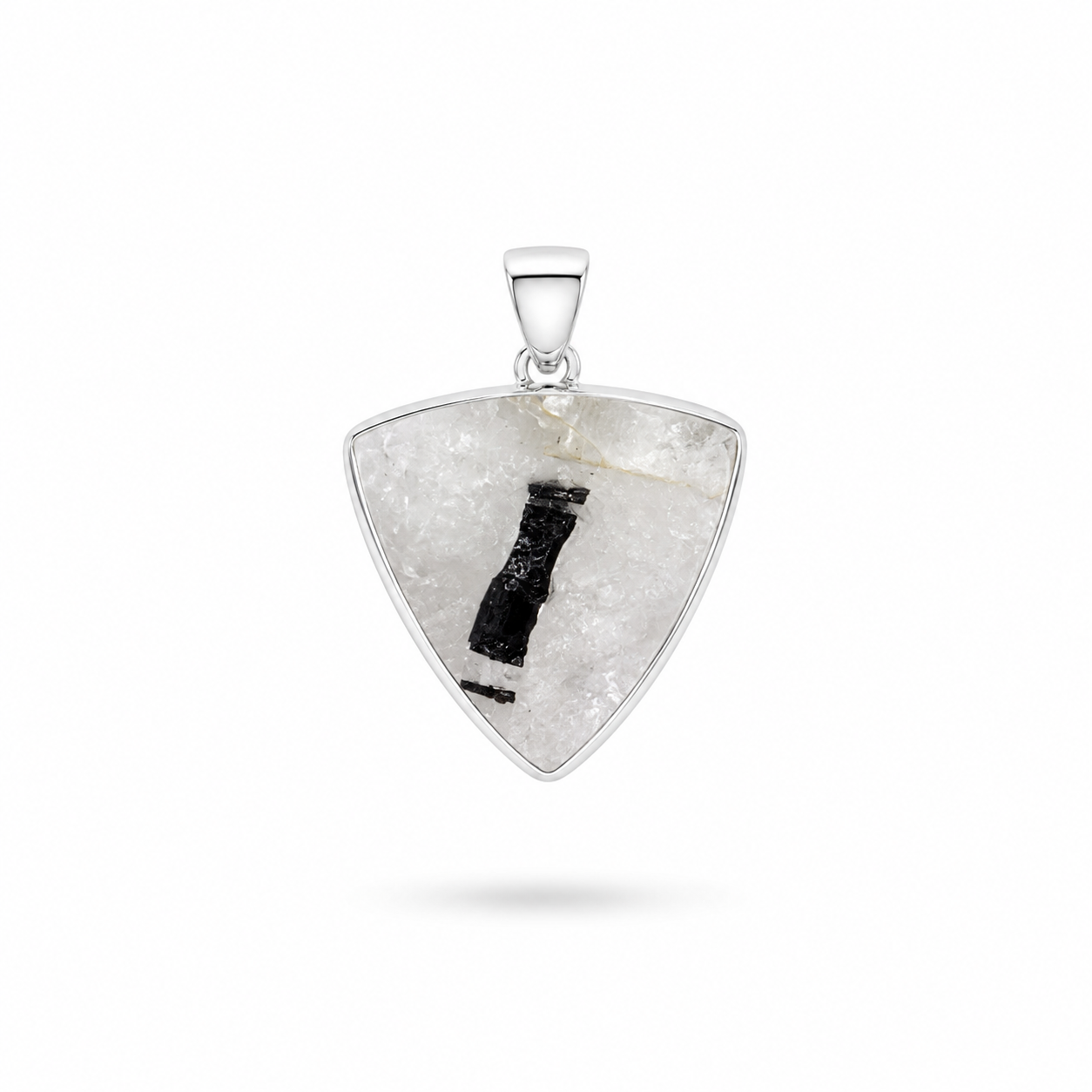 Collar Cuarzo con Turmalina Negra en Bruto