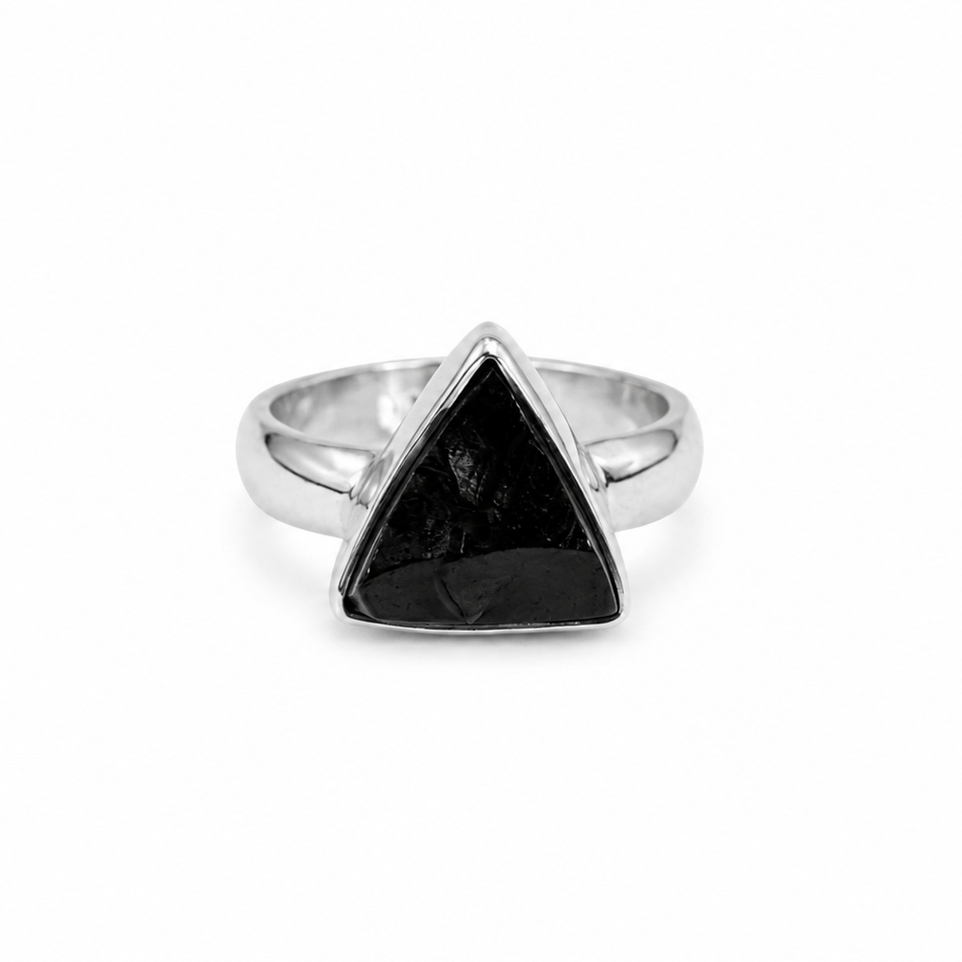 Anillo de Shungita Piramidal en Bruto