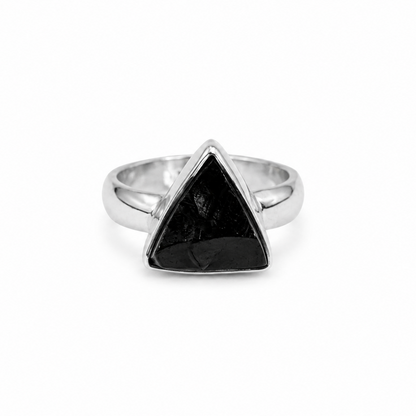 Anillo de Shungita Piramidal en Bruto