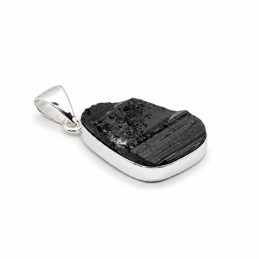 Collar de Piedra Natural Turmalina Negra en Bruto