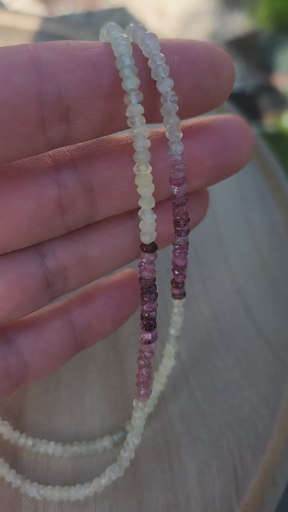 Choker de Prehnita con Turmalina Rosa