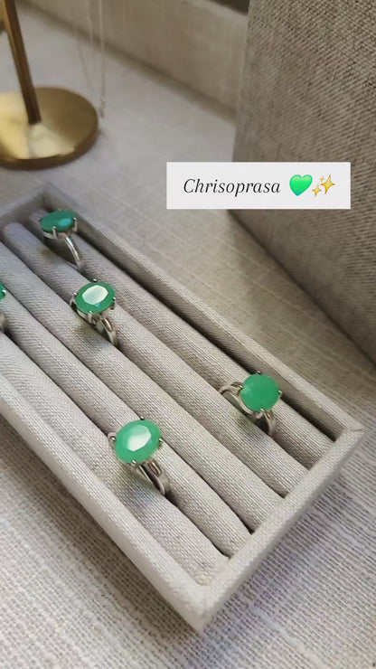Anillo Crisoprasa Facetada