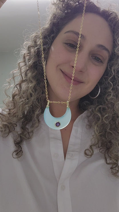 Dije de Luna de Aqua Calcedonia con Amatista