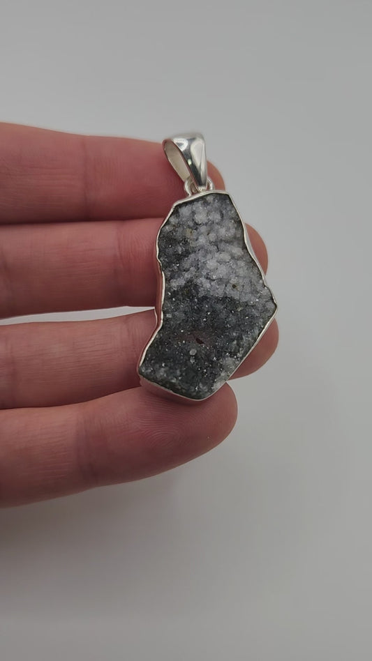 Collar de Amatista en Bruto