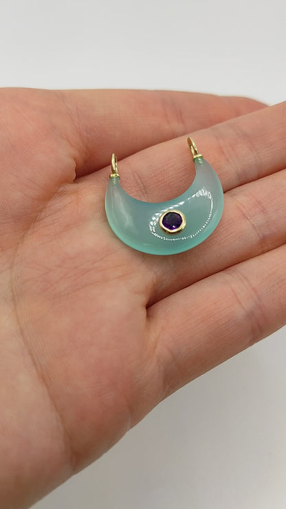 Dije de Luna de Aqua Calcedonia con Amatista
