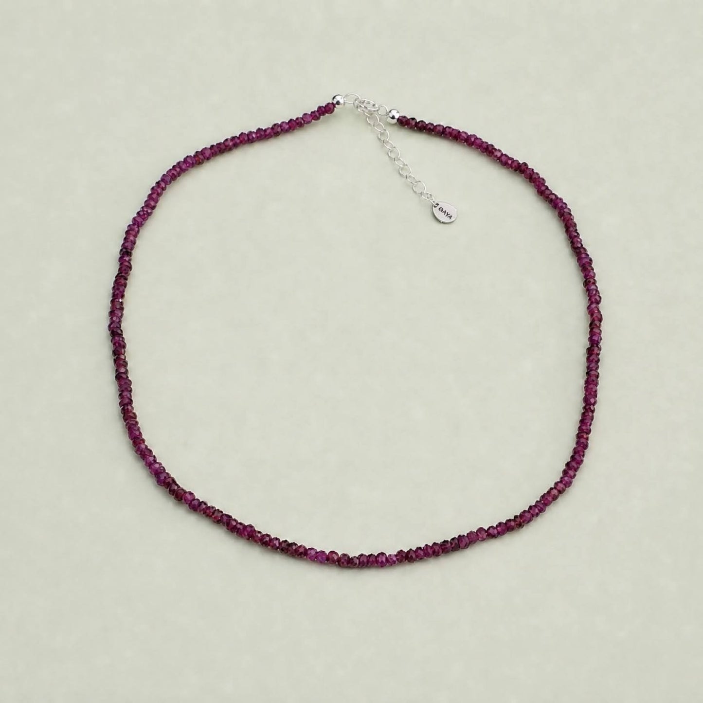 Choker de Granate Facetado